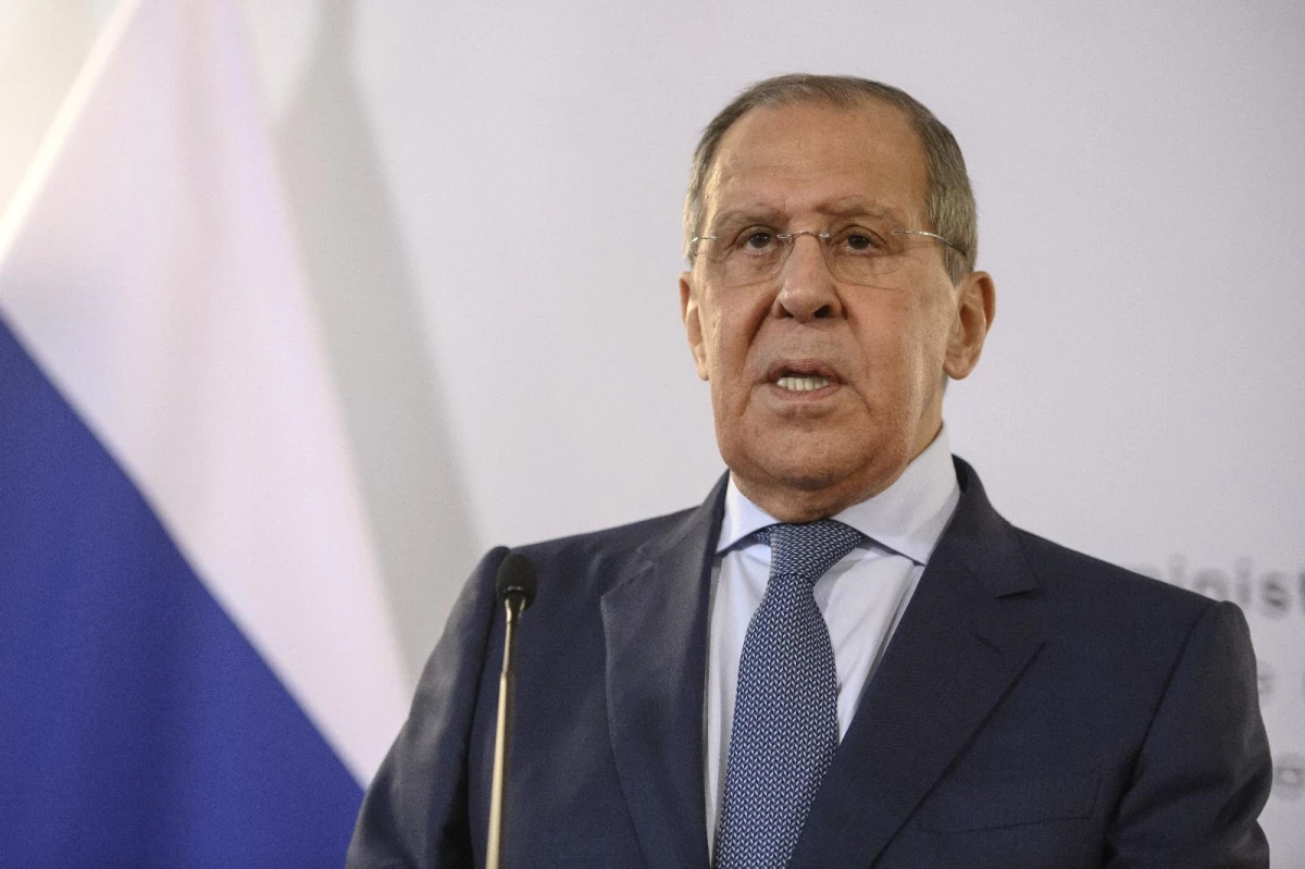 Lavrov: "ABD nükleer silahlarının bazı Avrupa ülkelerinde hala var olması kabul edilemez"