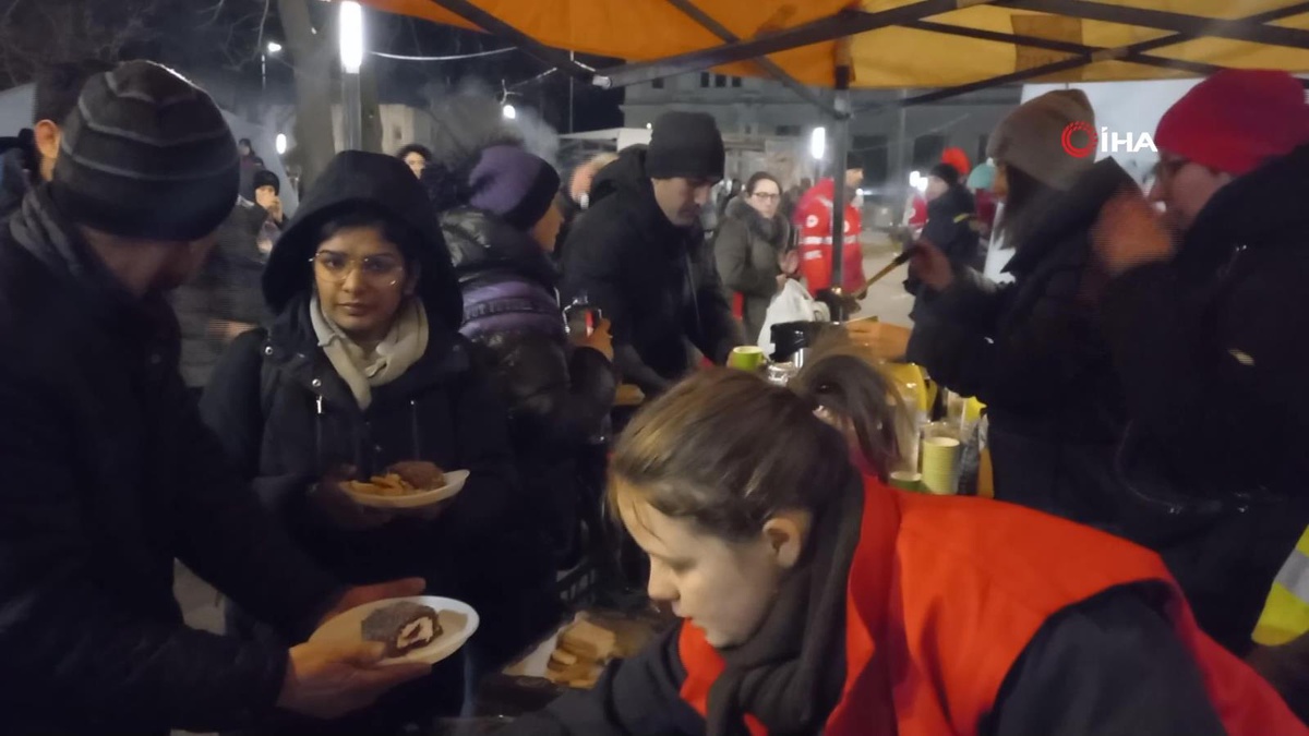 Lviv kentinde trenle tahliyeler tüm hızıyla devam ediyor