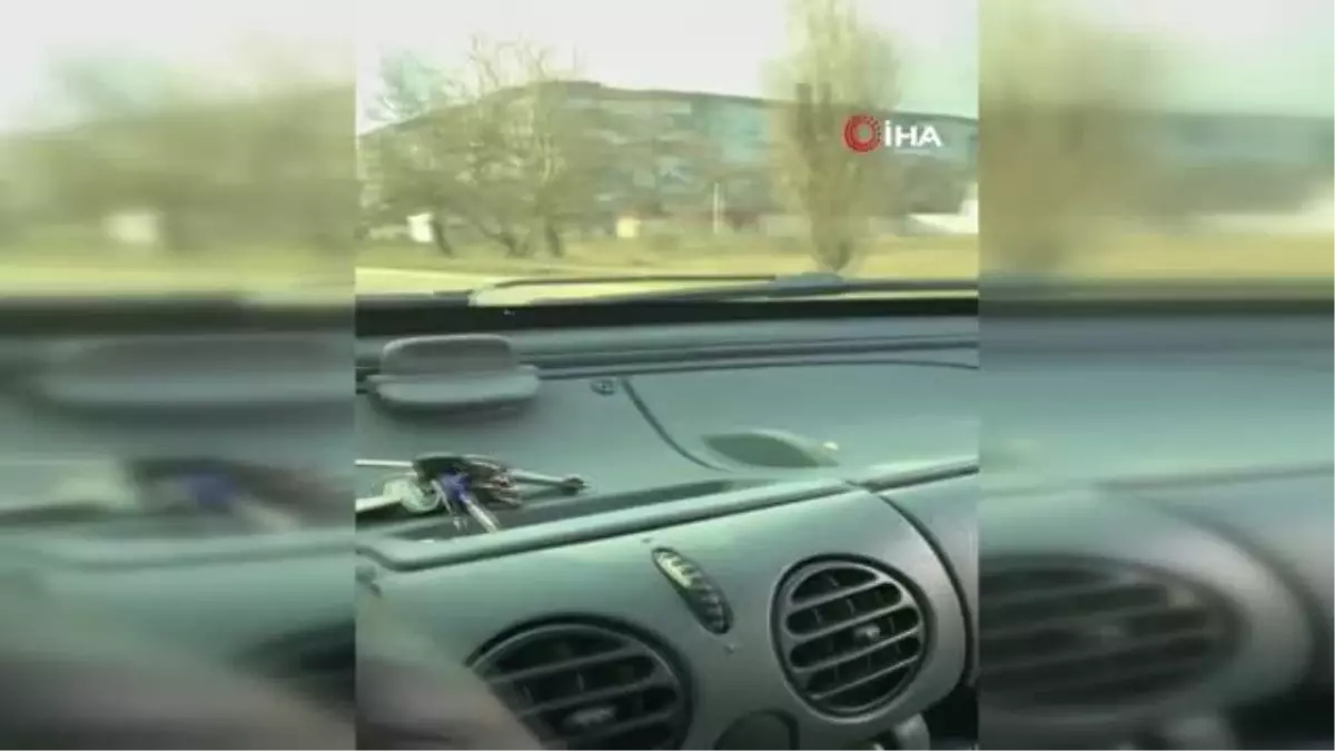 Rus zırhlı aracına molotof kokteyli atan kadın, başarılı olamayınca Ukraynalı kadın kendini yaktı