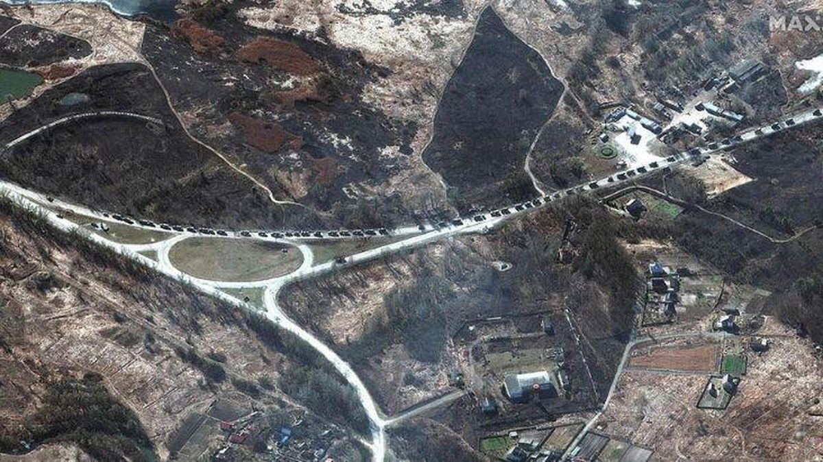 Rusya, 65 Km\'lik ölüm konvoyuyla başkent Kiev\'i zorluyor: Reuters duyurdu