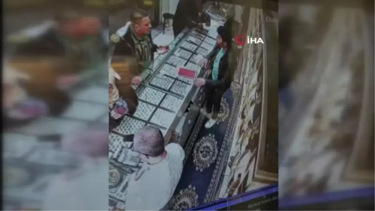 Antalya\'da çaldı, Şanlıurfa\'da bozdurdu... Girdiği evden ziynet eşyası çalan şüpheli yakayı ele verdi