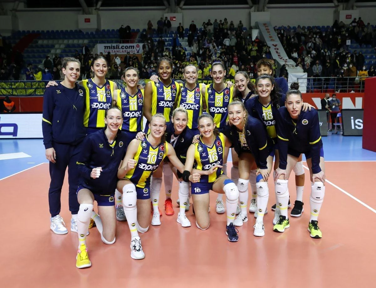 Fenerbahçe Kadın Voleybol Takımı, Şampiyonlar Ligi\'nde doğrudan yarı finale yükseldi