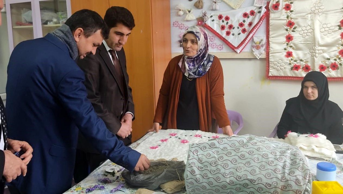 Halk eğitim müdürleri Samsat\'ta bir araya geldi