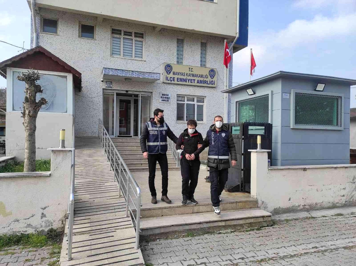 Motosiklet hırsızları yakalandı