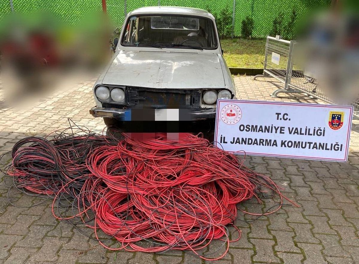 Osmaniye\'de enerji kablolarını çalan şüpheli yakalandı