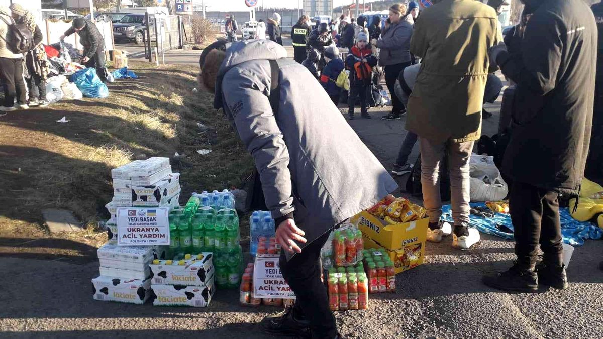 Yedi Başak\'tan savaş mağduru Ukrayna halkına yardım