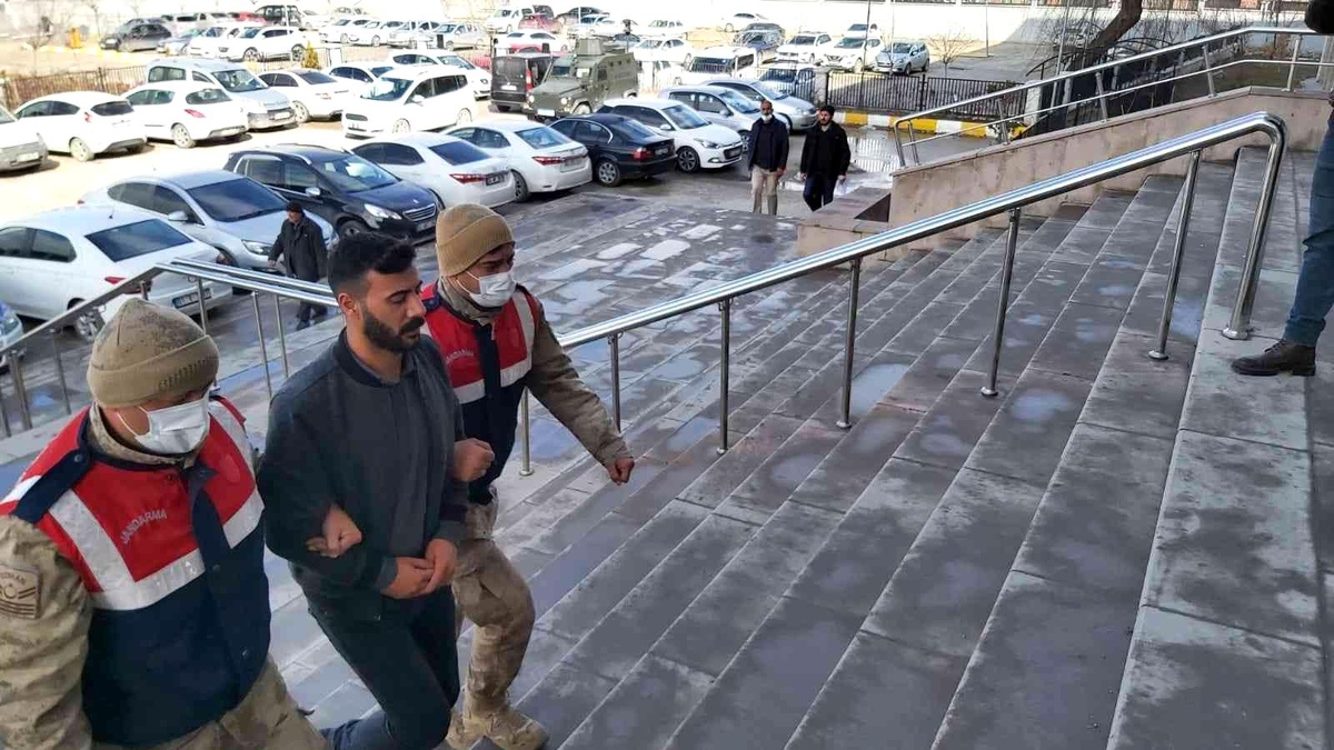 6 ayrı suçtan aranan şahıs JASAT\'tan kaçamadı