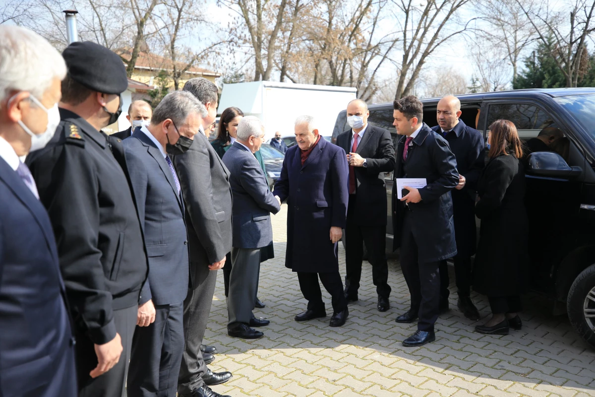 AK Parti\'li Yıldırım, İş Dünyası ve Sivil Toplum Kuruluşları Buluşması\'na katıldı