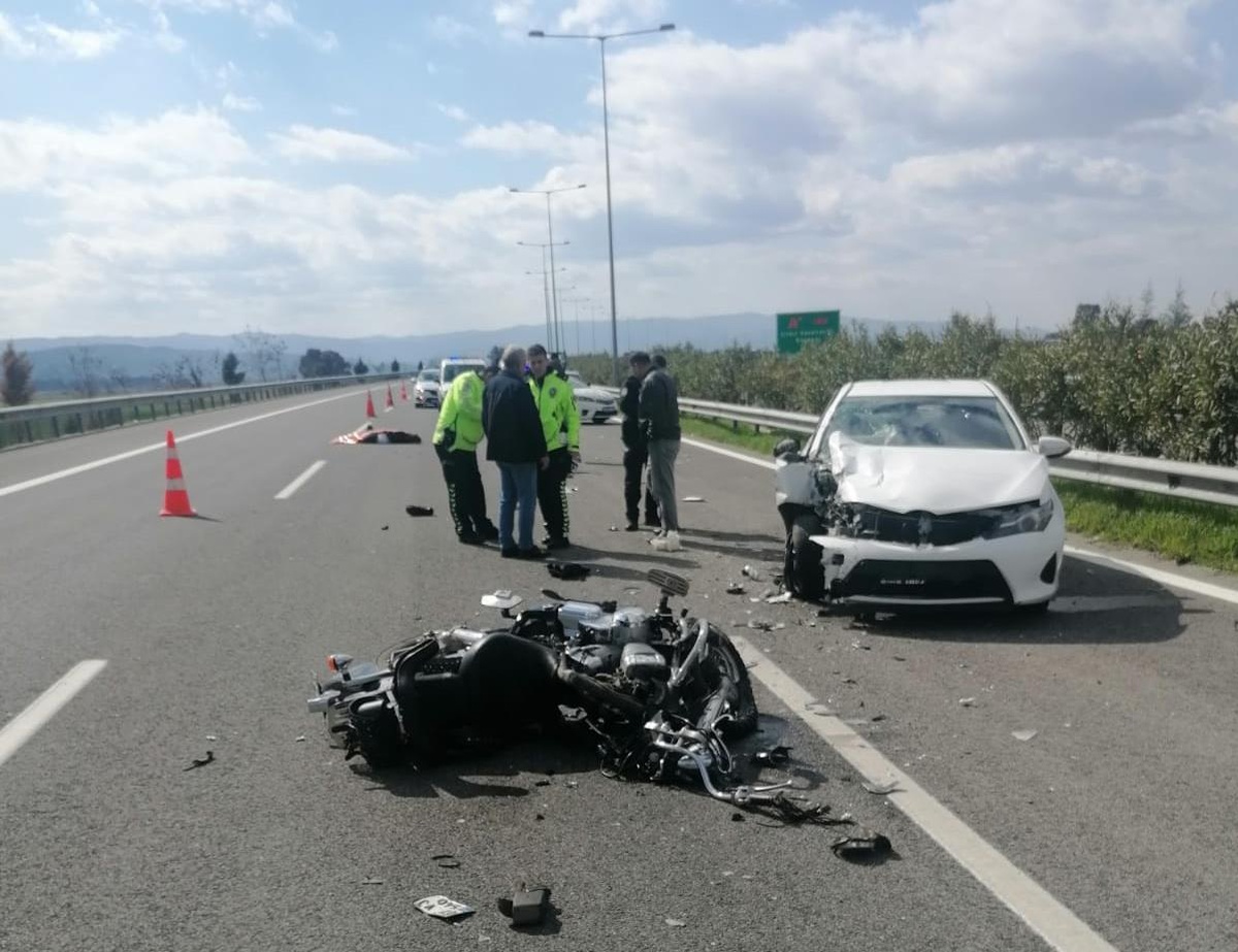 Son dakika haberleri... Aydın\'da otomobille çarpışan motosikletin sürücüsü öldü, 1 kişi yaralandı