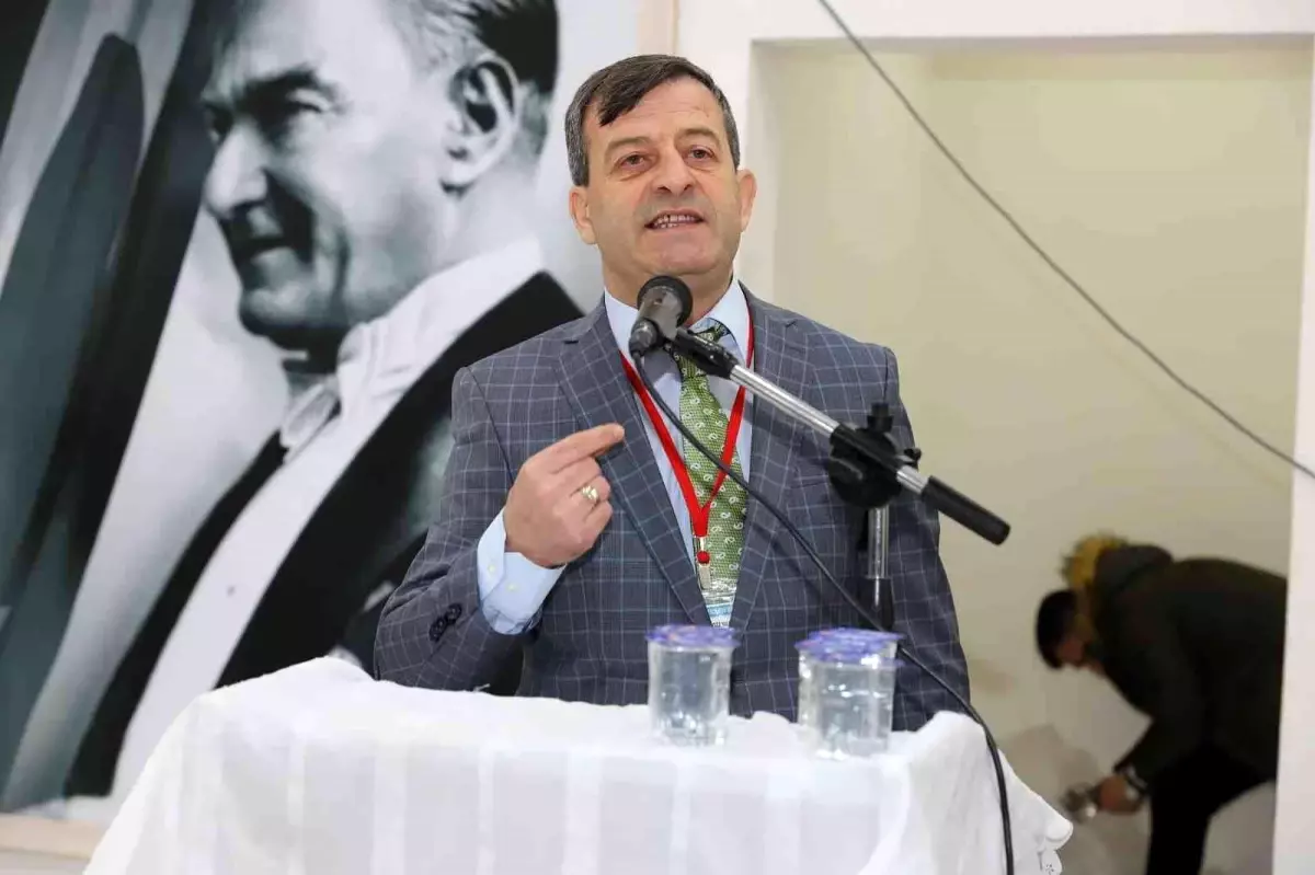 Başkan Fevzi Karakaş güven tazeledi