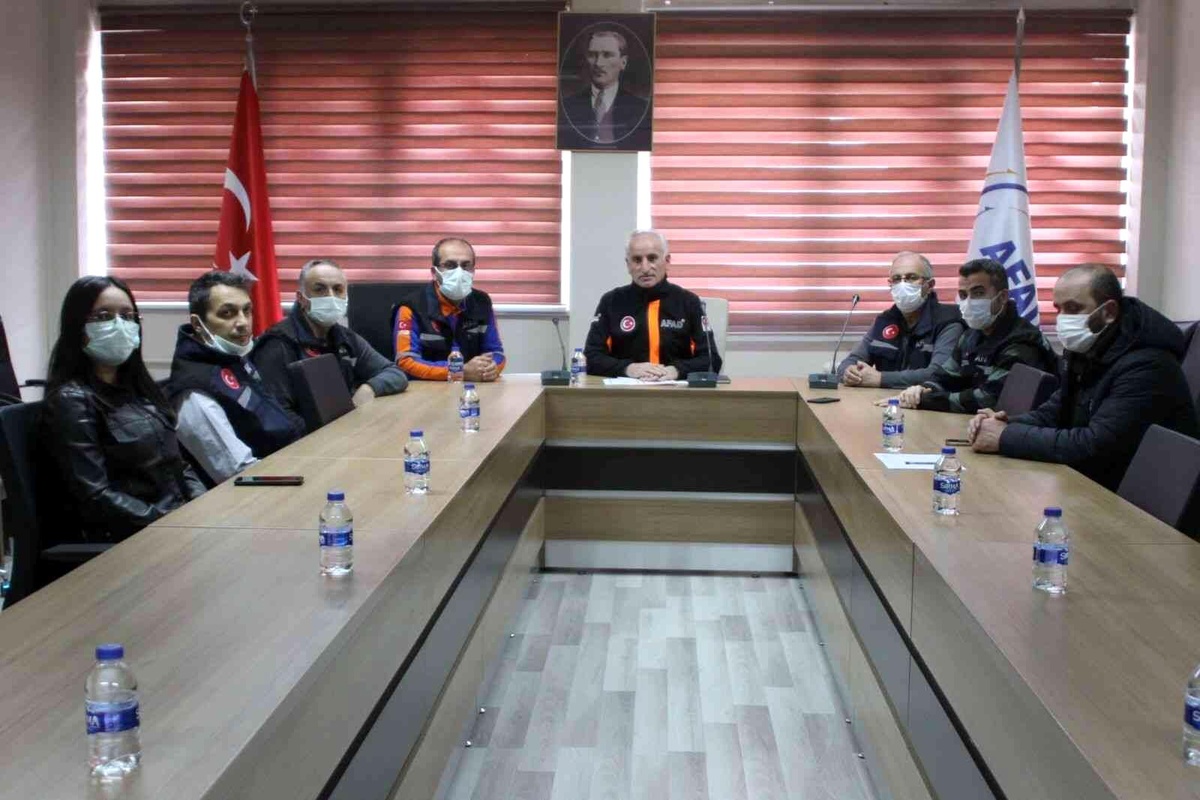 Bayburt\'ta deprem haftasının bilgilendirme toplantısı yapıldı