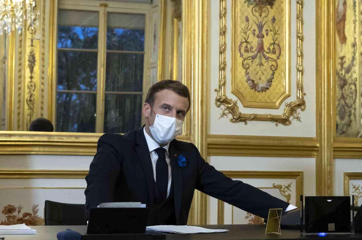 Fransa Cumhurbaşkanı Macron, Putin ve Zelenskiy ile görüştü