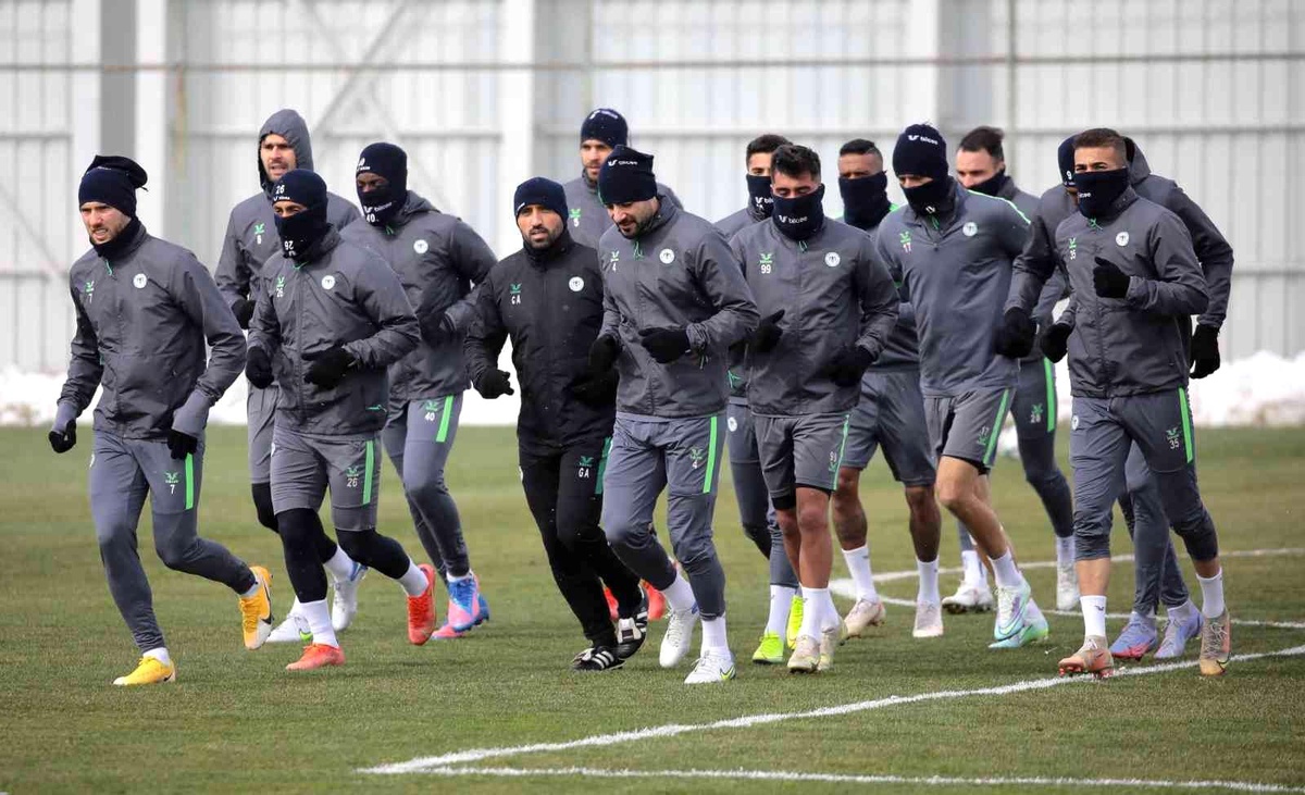 Konyaspor\'da Galatasaray maçı hazırlıkları