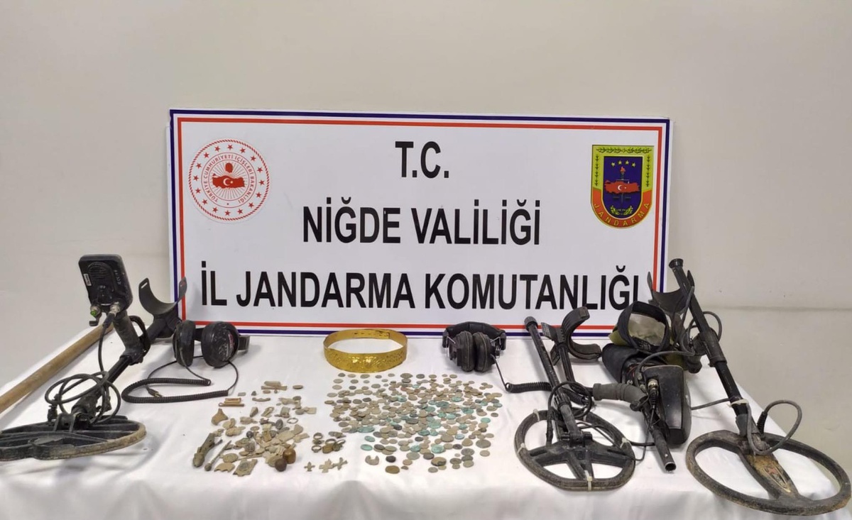 Son Dakika | Niğde\'de tarihi eser operasyonunda 3 şüpheli gözaltına alındı