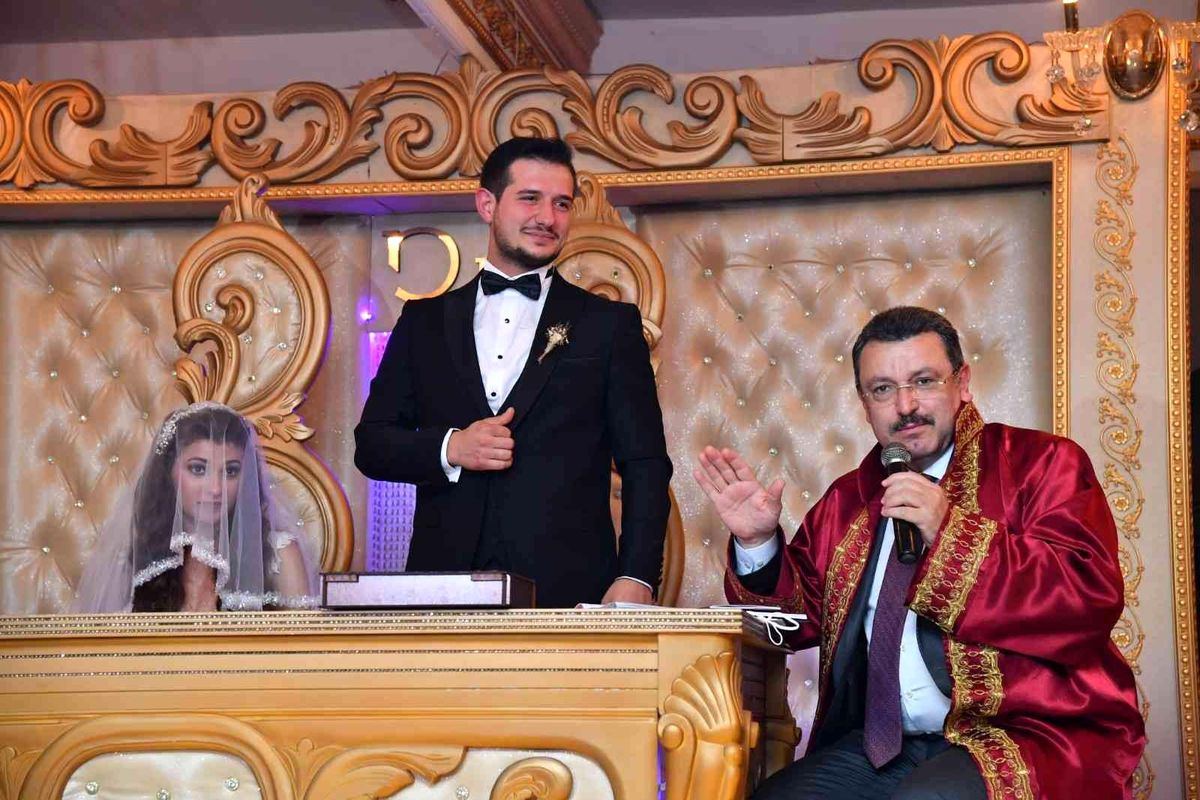 Ortahisar\'da 2021 yılında 2 bin 68 çift evlendi