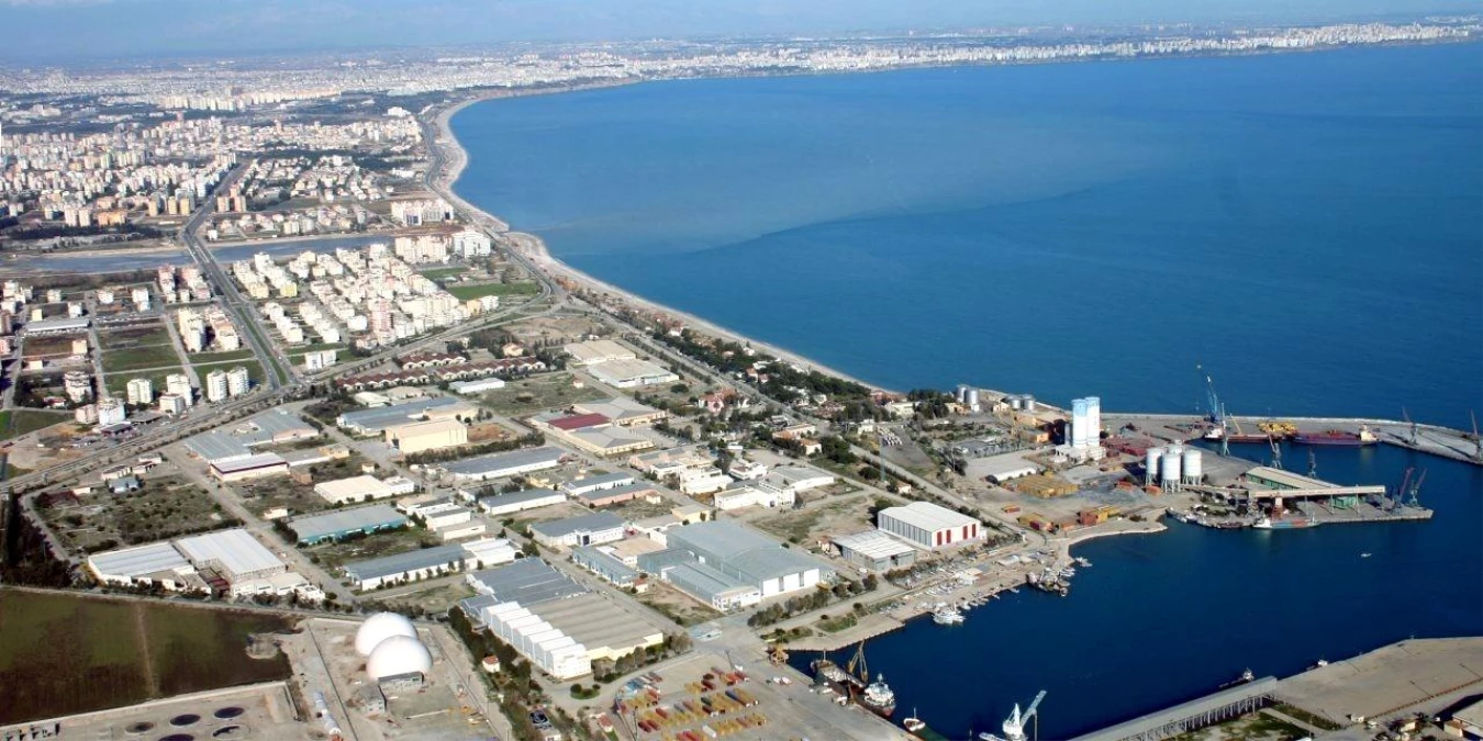 Antalya Serbest Bölge\'nin şubat ayı ticaret hacmi 110,5 milyon dolar