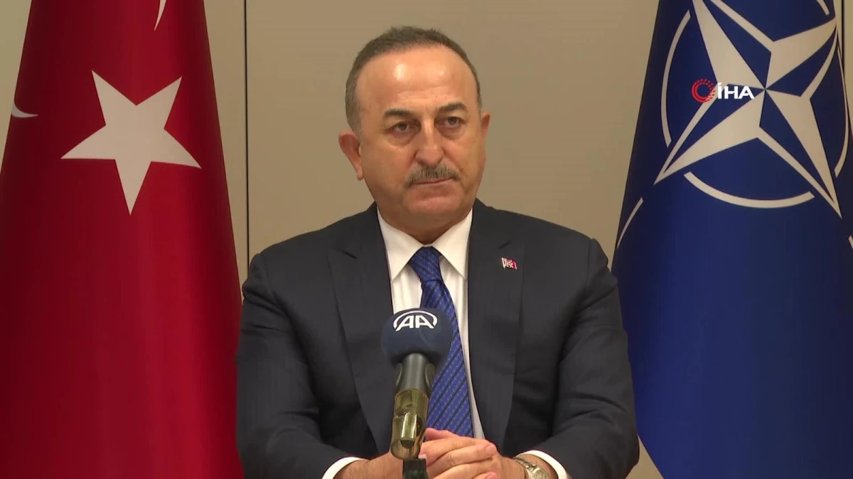Bakan Çavuşoğlu: "biz Hava Sahasını Açık Tutuyoruz"