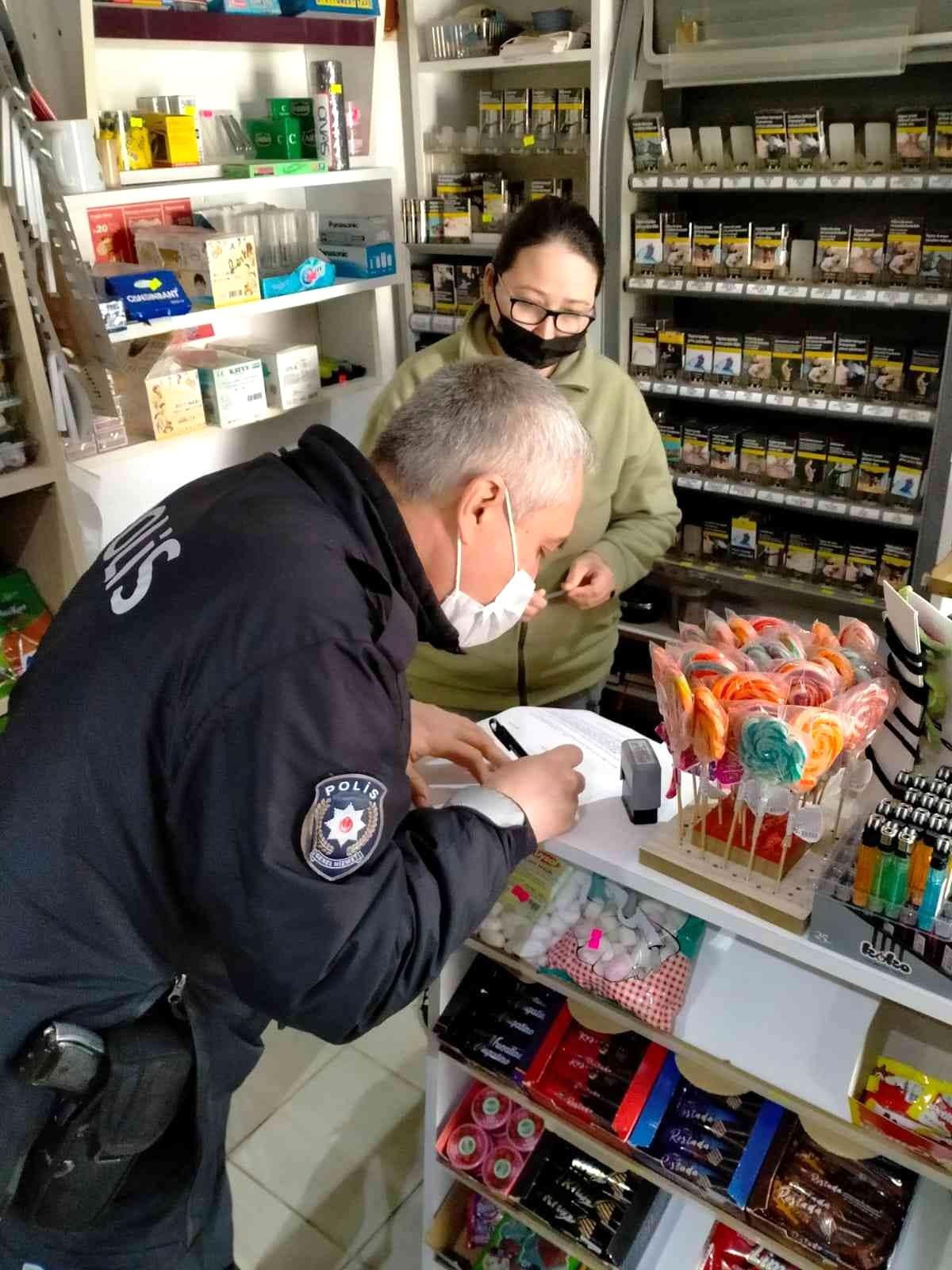 Bandırma\'da okul çevresinde tek dal sigara denetimi