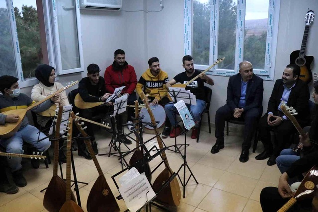 Bozova'da tenis turnuvası düzenleniyor