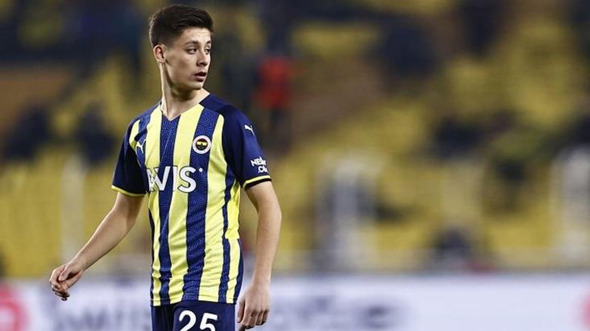 Fenerbahçe\'de Arda Güler sevinci yaşanıyor! Yeni kontrat konusunda anlaşmaya varıldı