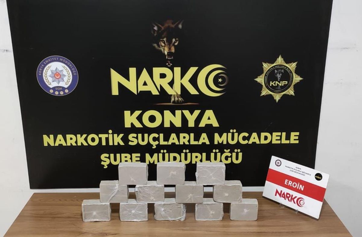 Konya\'da uyuşturucu operasyonunda 4 zanlı tutuklandı