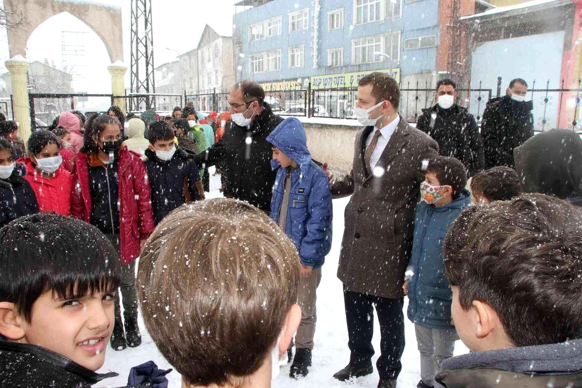 Malazgirt\'te "Deprem Anı ve Tahliye Tatbikatı" yapıldı