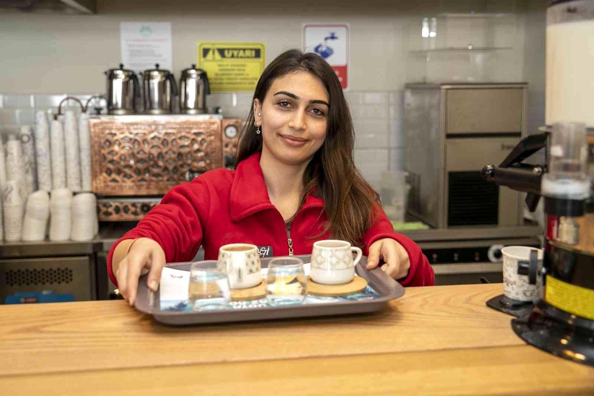 Mersin Büyükşehir Belediyesinden öğrencilere part-time iş imkanı