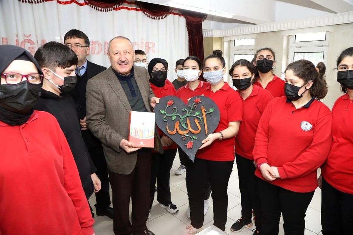 Ordu\'da işitme engelli öğrenciler unutulmadı