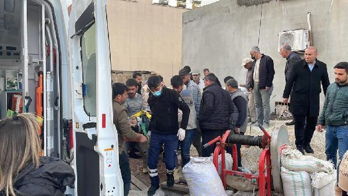 Adıyaman\'da inşaatın terasından düşen işçi ağır yaralandı