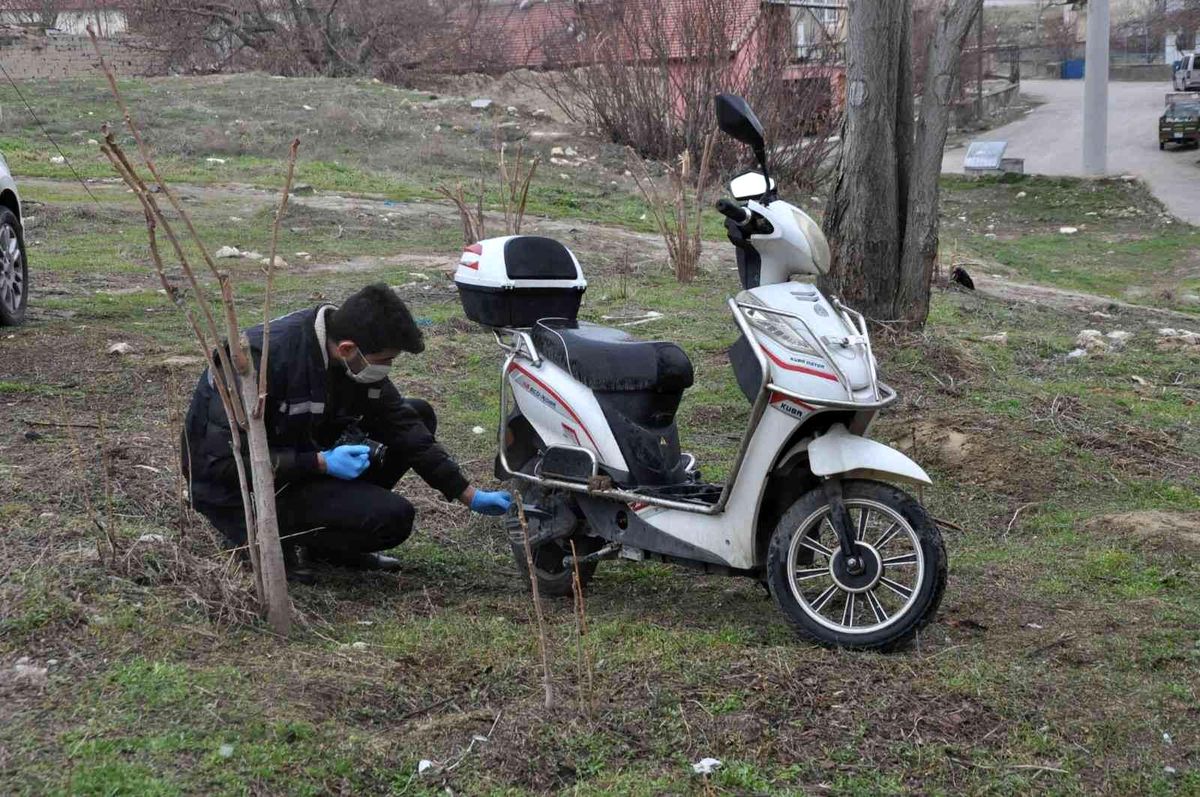 Çalınan elektrikli bisiklet terk edilmiş halde bulundu