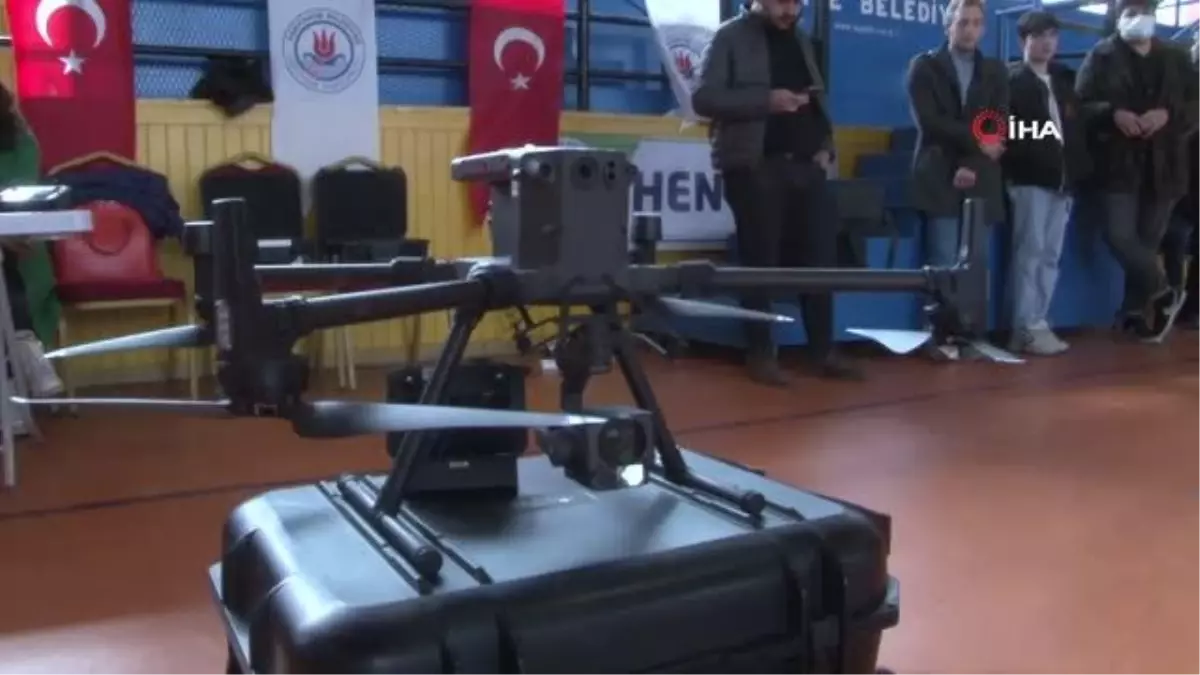 Kağıthane\'de gençlere İHA-1 drone eğitimi