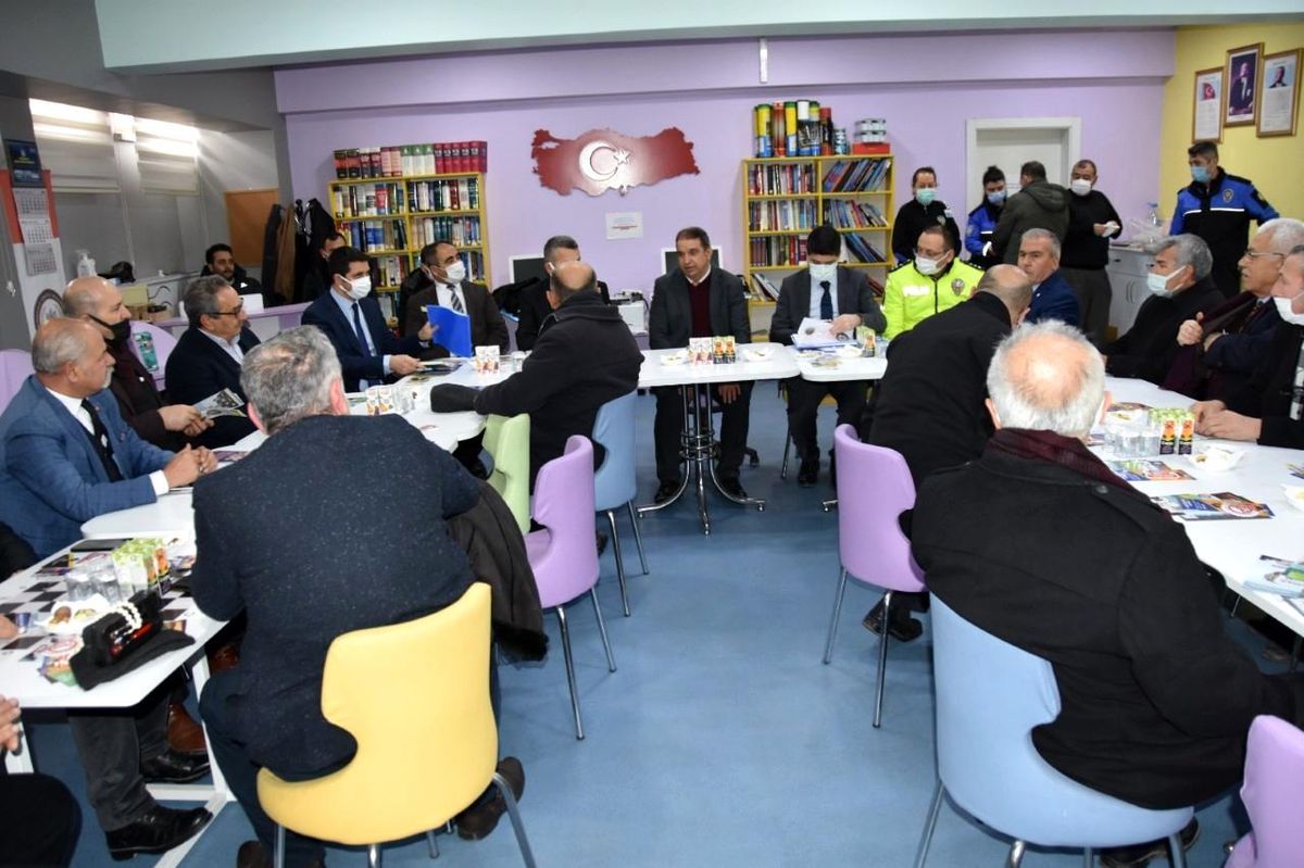 Son dakika haber... Polis, KADES ver UYUMA projeleri hakkında vatandaşları bilgilendirdi