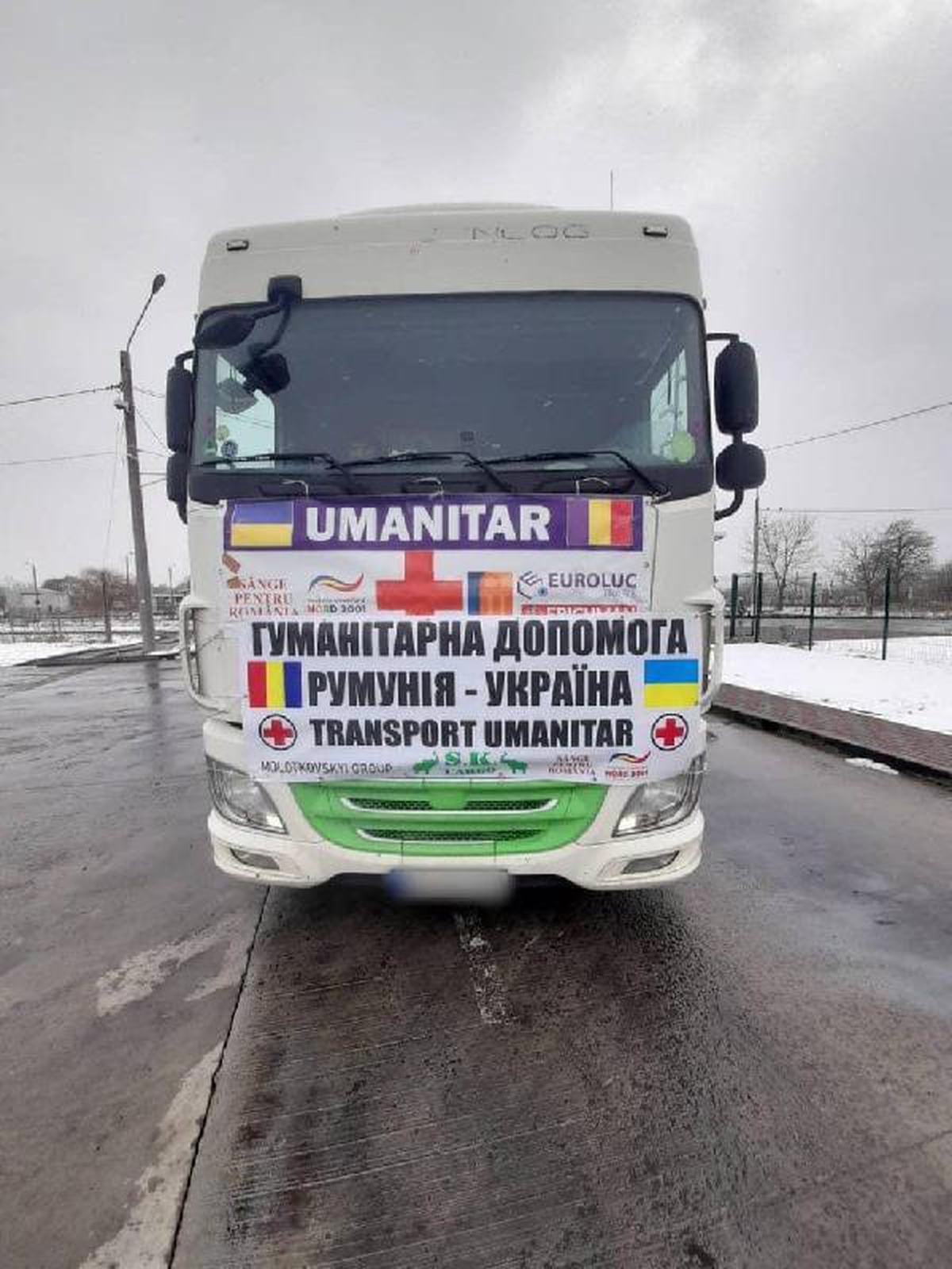 Ukrayna İçişleri Bakanlığı: Yardım malzemesi taşıyan araçların geçişi kolaylaştırıldı