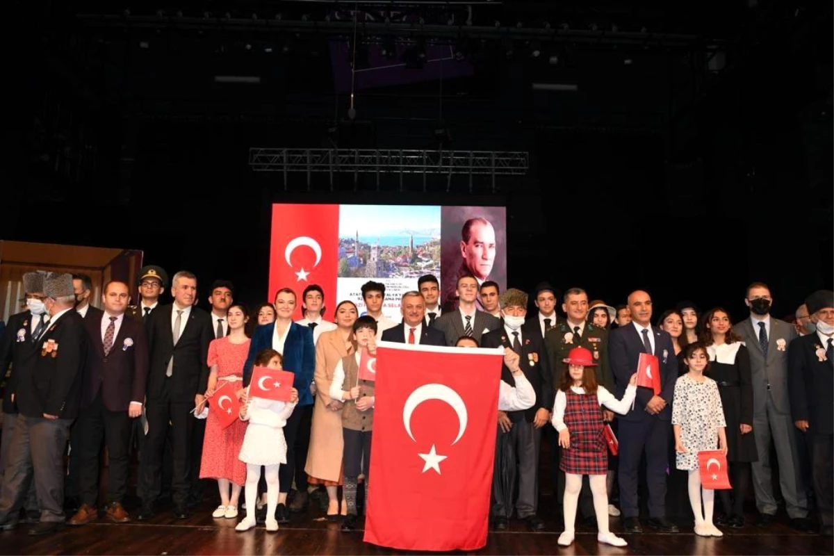Atatürk\'ün Antalya\'ya gelişinin 92. yıldönümü törenle kutlandı