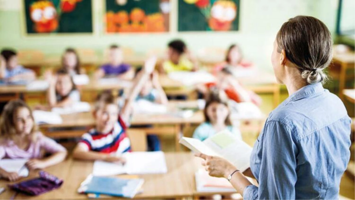 Öğretmenler ve öğrenciler PCR test sonucu çıkana kadar okula gidecek mi? sorusunun yanıtını Bakan Özer verdi