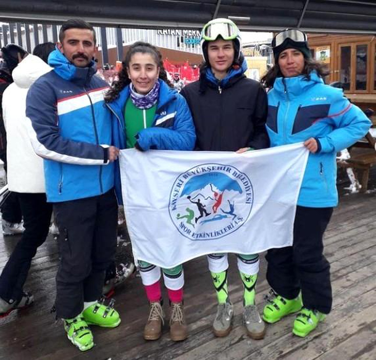 Palandöken\'de iki madalya kazandılar