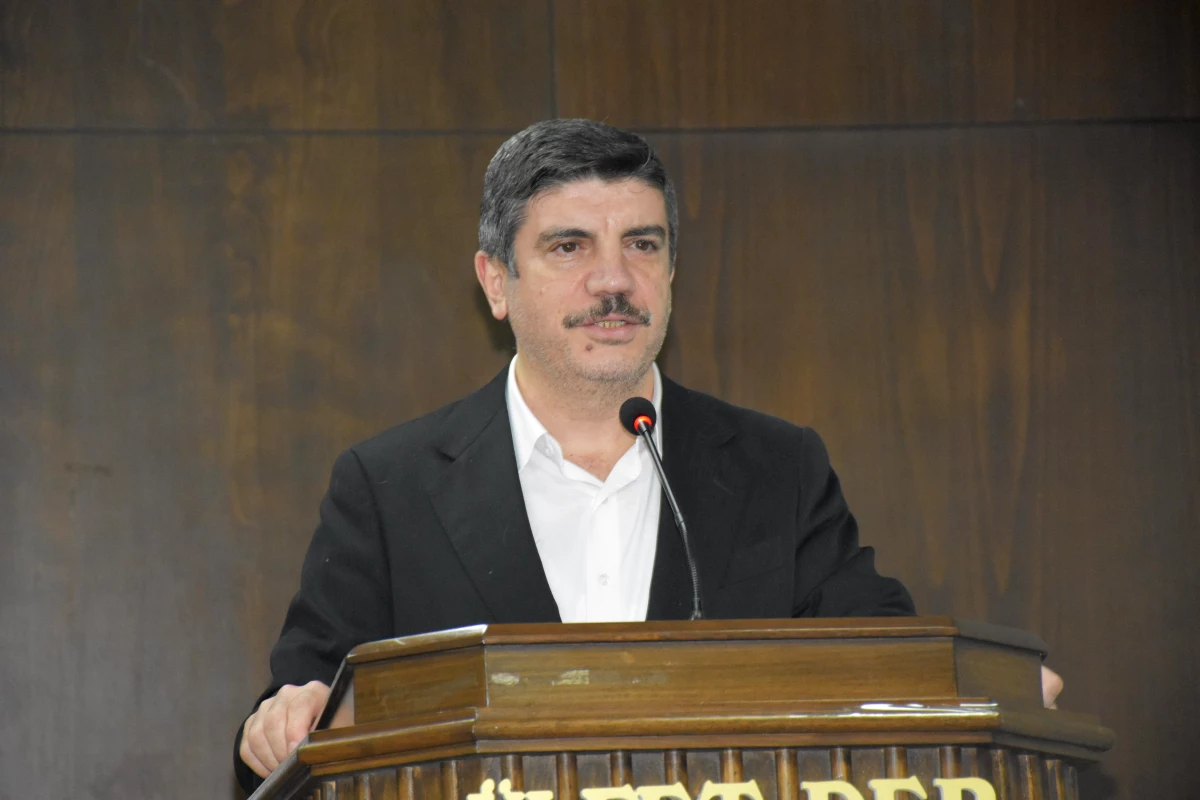 AK Parti Genel Başkan Danışmanı Yasin Aktay, Adana\'da konferans verdi