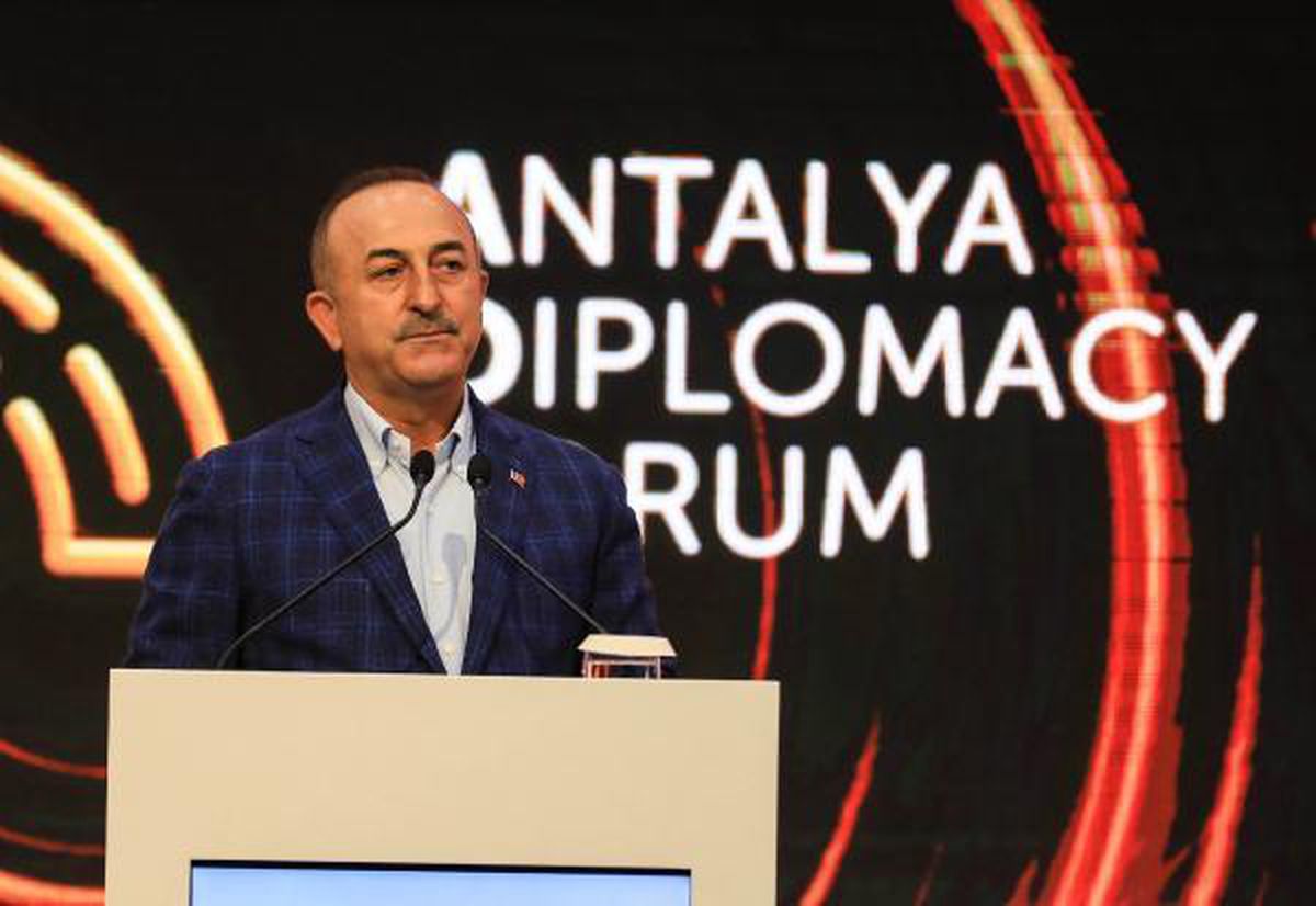 Bakan Çavuşoğlu: Antalya\'da Rus ve Ukraynalı bakanla 3\'lü toplantı yapacağız (2)