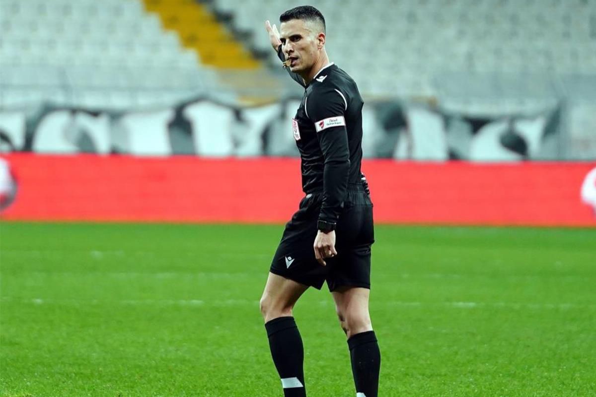Beşiktaş - Medipol Başakşehir maçının VAR hakemi Sarper Barış Saka oldu.