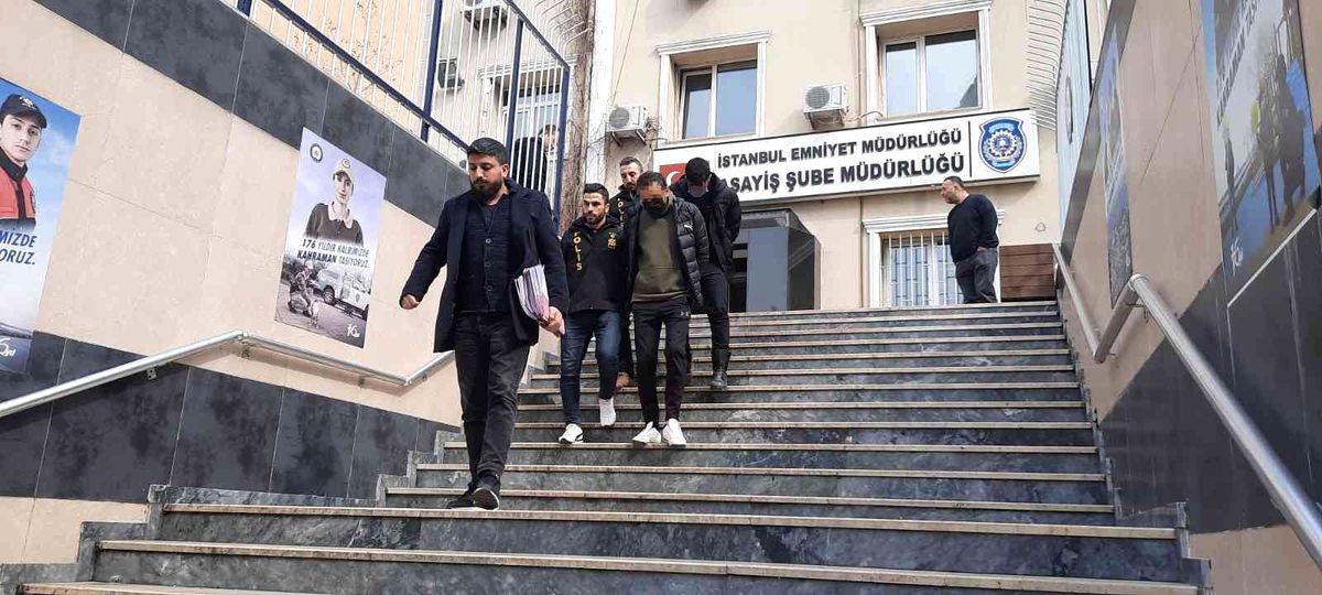 Son dakika haber | Direksiyon hırsızları kamerada