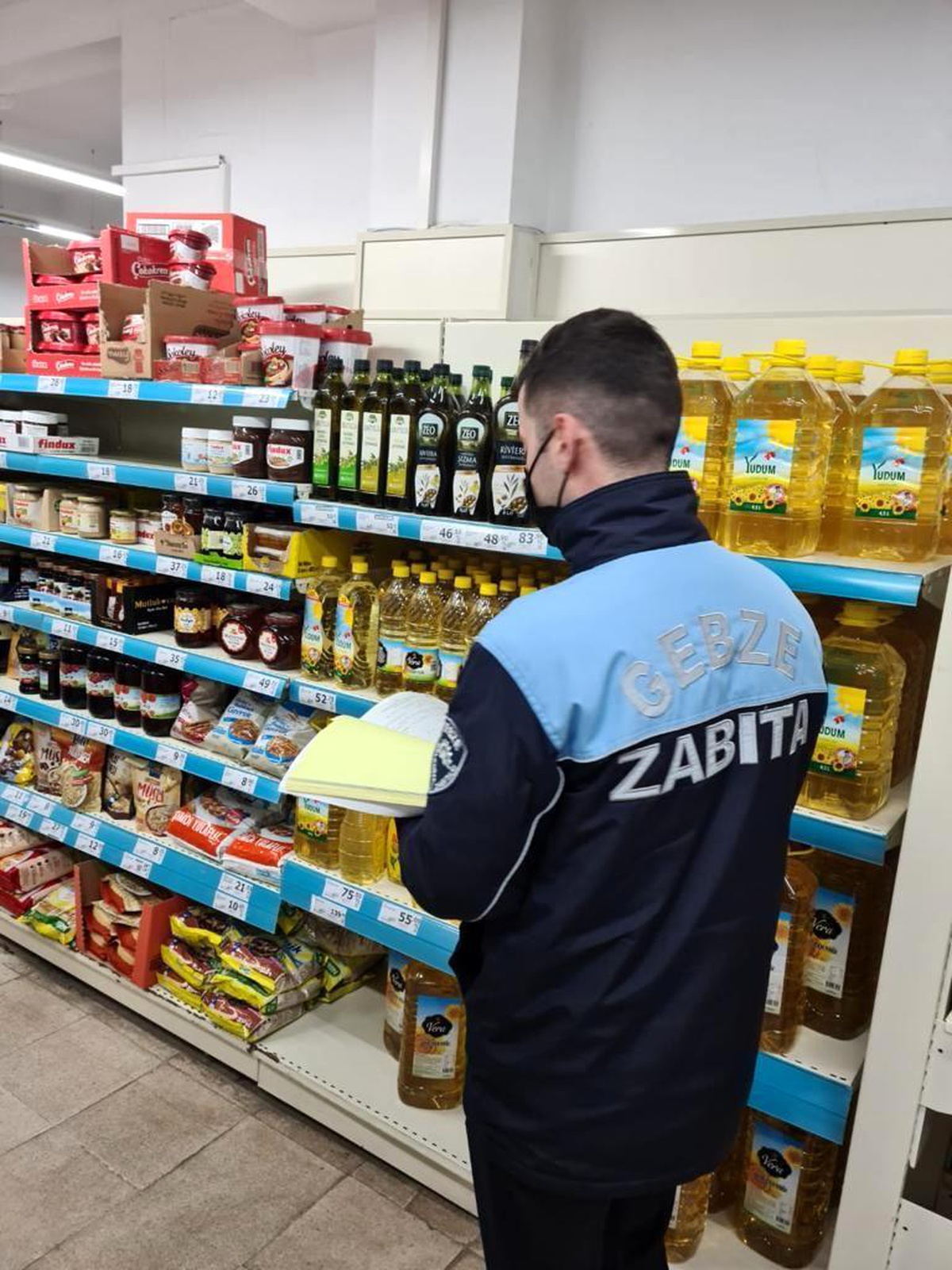 Gebze\'de bazı marketlere yasal işlem uygulandı