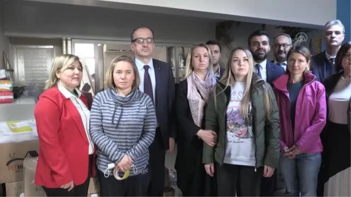 Gelecek Partili Yardım Adana\'daki Ukraynalıları ziyaret etti