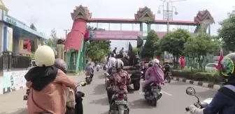 Hindistan'daki başörtüsü yasağı Endonezya'da protesto edildi