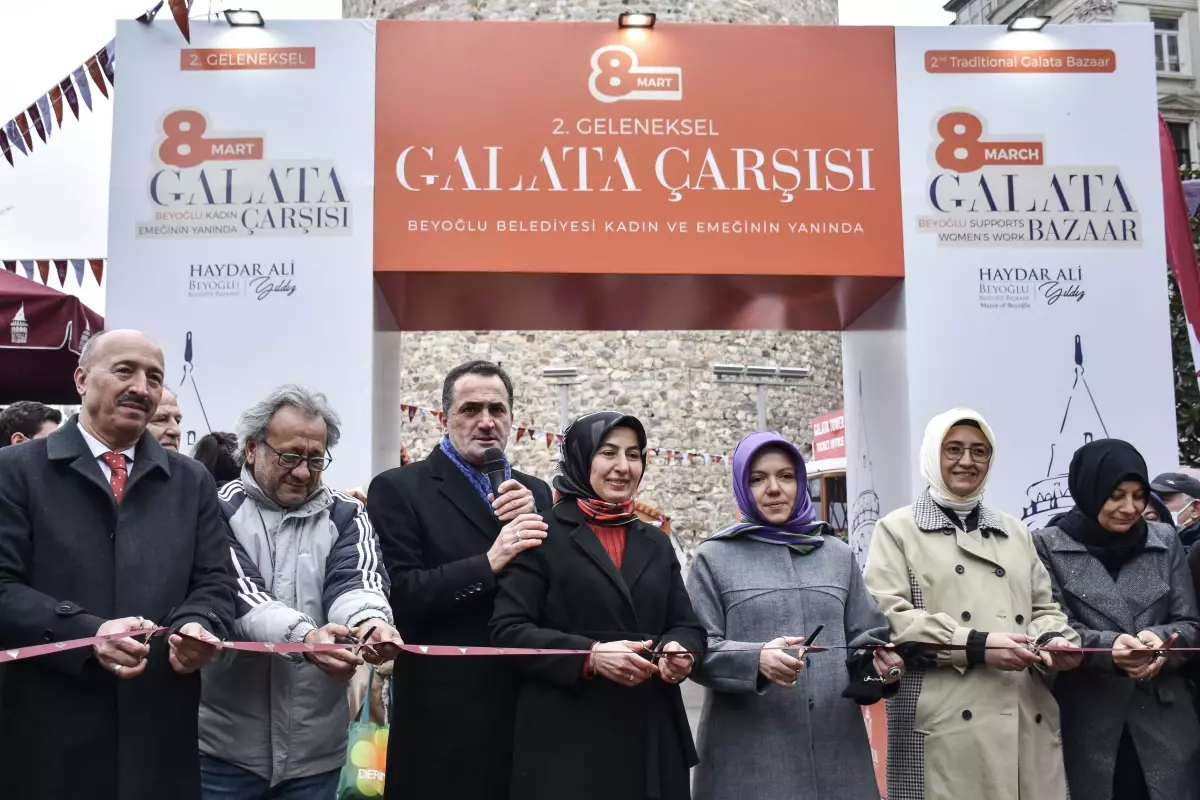 Kadınların hünerlerini sergilediği 8 Mart Galata Çarşısı Beyoğlu\'nda açıldı