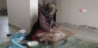 Kahramanmaraş'ta 4 çocuk annesi Pakize Sarıkaya, kızlarının okuması için iş yeri açıp var gücü ile çalışıyor