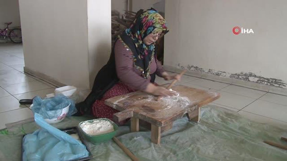 Kahramanmaraş'ta 4 çocuk annesi Pakize Sarıkaya, kızlarının okuması için iş yeri açıp var gücü ile çalışıyor