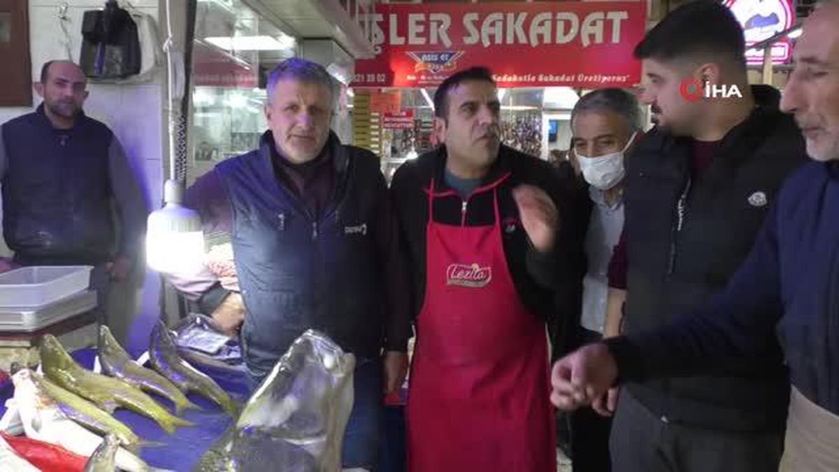 Karakaya Barajında 144 kiloluk balık yakalandı