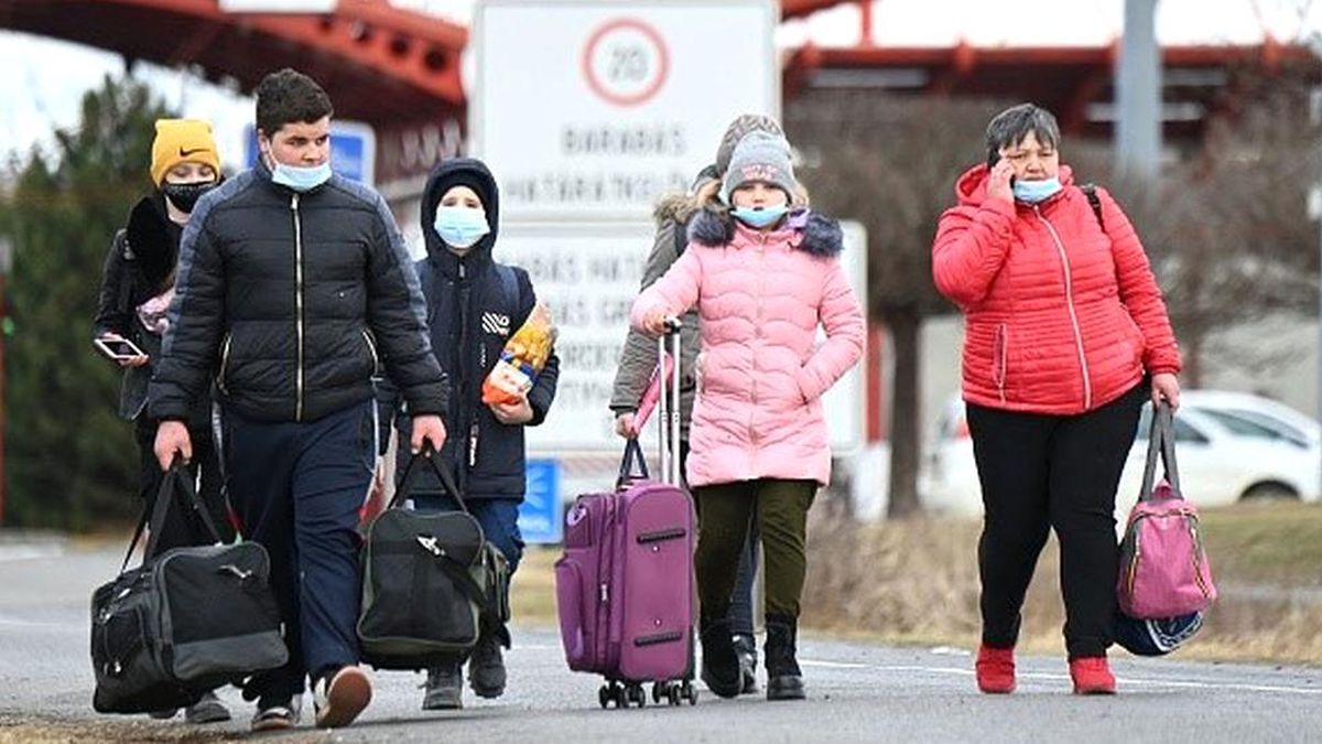 Rusya\'nın Ukrayna\'yı işgali Polonya-Macaristan ilişkilerini nasıl etkiledi?