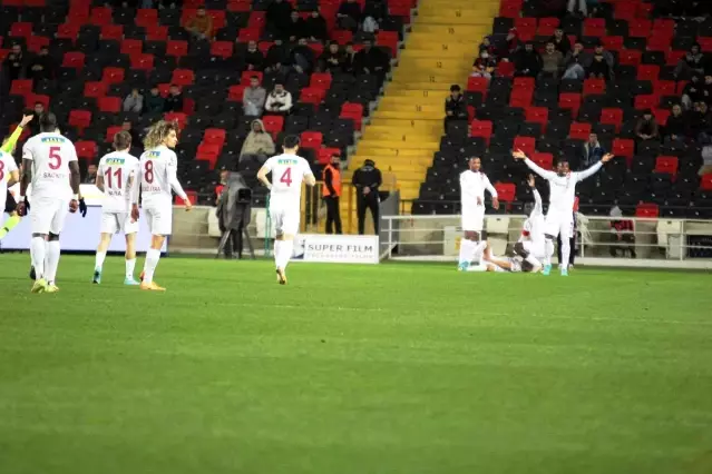 Spor Toto Süper Lig: Gaziantep FK: 1 Hatayspor: 2 (İlk Yarı)