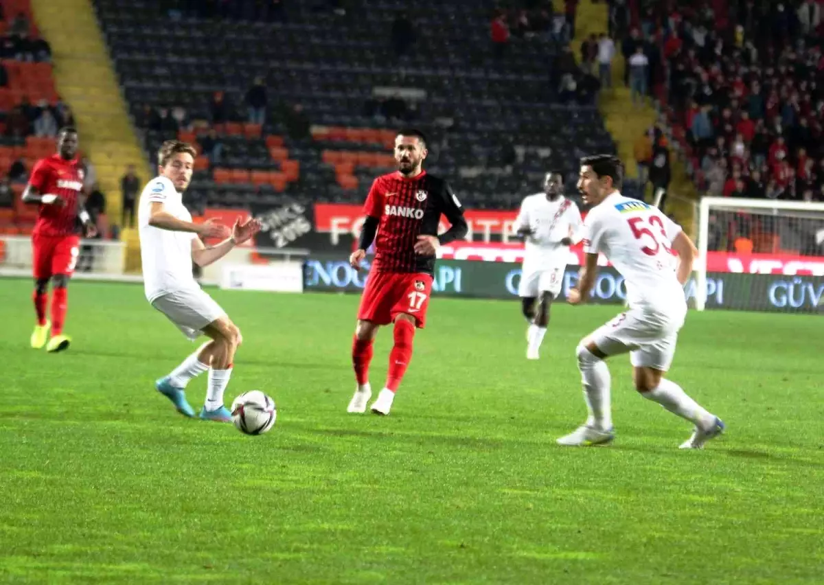 Spor Toto Süper Lig: Gaziantep FK: 2 - Hatayspor: 2 (Maç Sonucu)